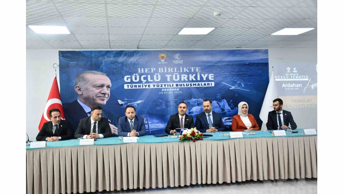 Bakan Kacır: "Terörsüz Türkiye menzilindeki adımlarımızla terörü milletimizin gündeminden tümüyle çıkaracağız"