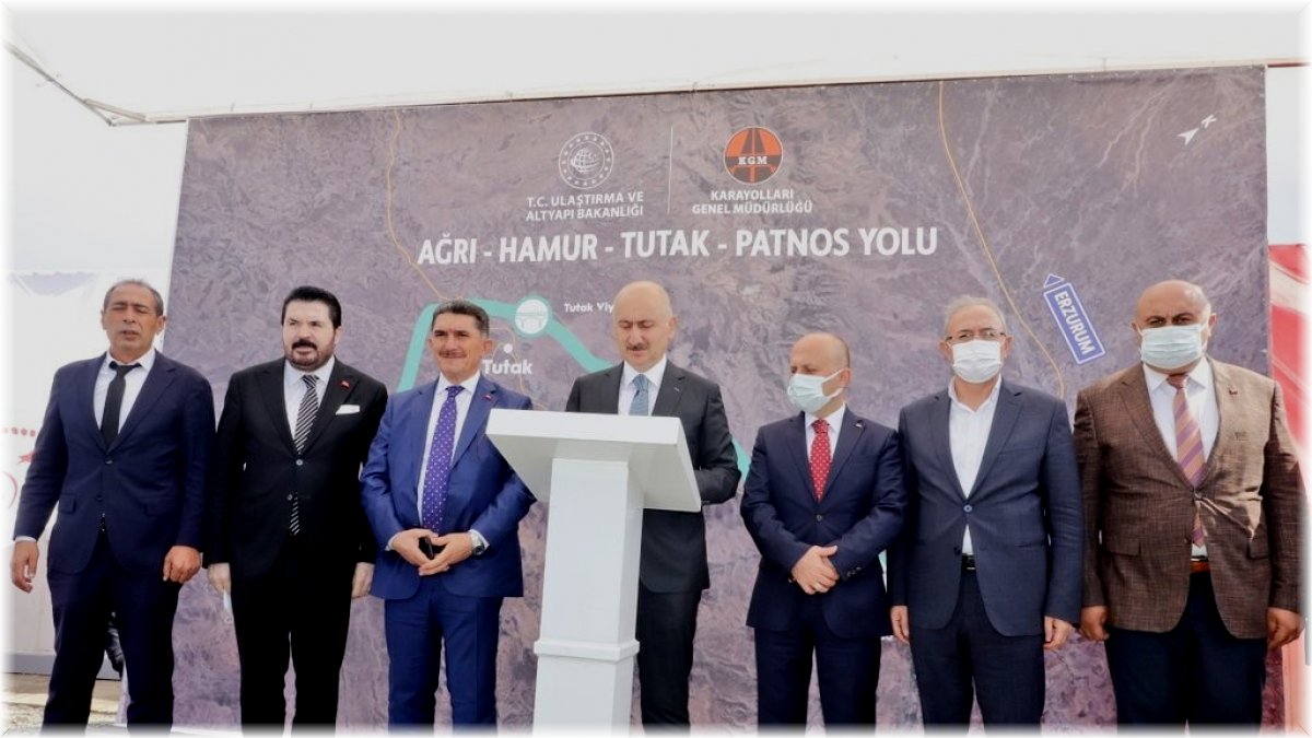 Bakan Karaismailoğlu: 'Ağrı-Hamur-Tutak-Patnos Devlet Yolu Kuzey-Güney aksının önemli bir parçası'