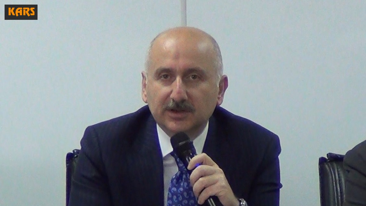 Bakan Karaismailoğlu: "Biz devlet aklıyla hep bir adım ötesini planlıyoruz"