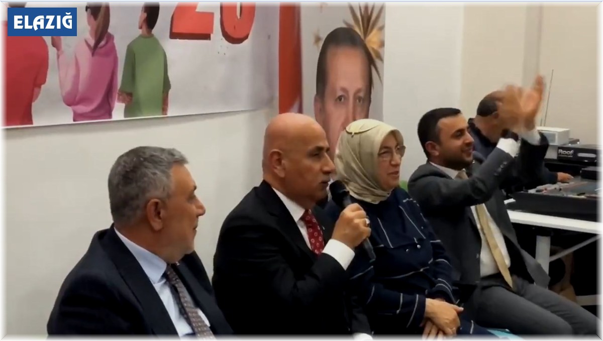 Bakan Kirişci, söylediği türküyle kulakların pasını sildi