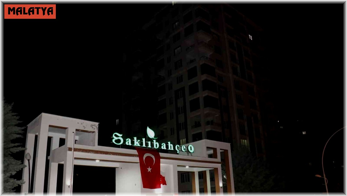 Bakan Kurum'dan şehit ailesine taziye ziyareti