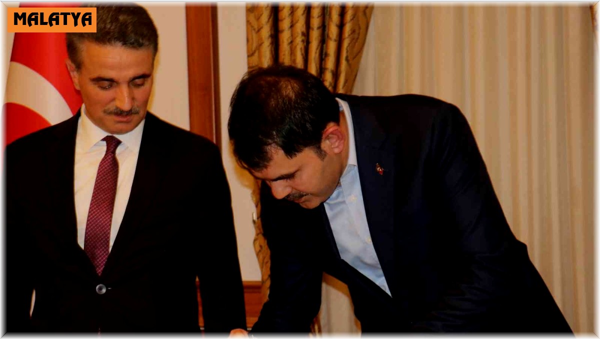 Bakan Kurum, Malatya Valiliğini ve AK Parti İl Teşkilatını ziyaret etti