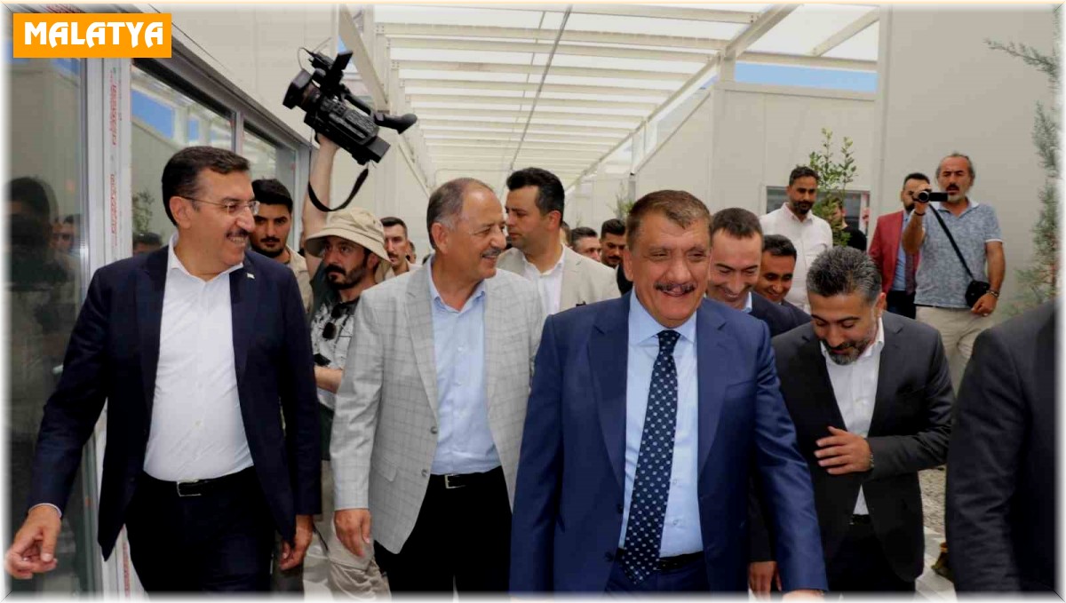 Bakan Özhaseki Malatya'da incelemelerde bulundu