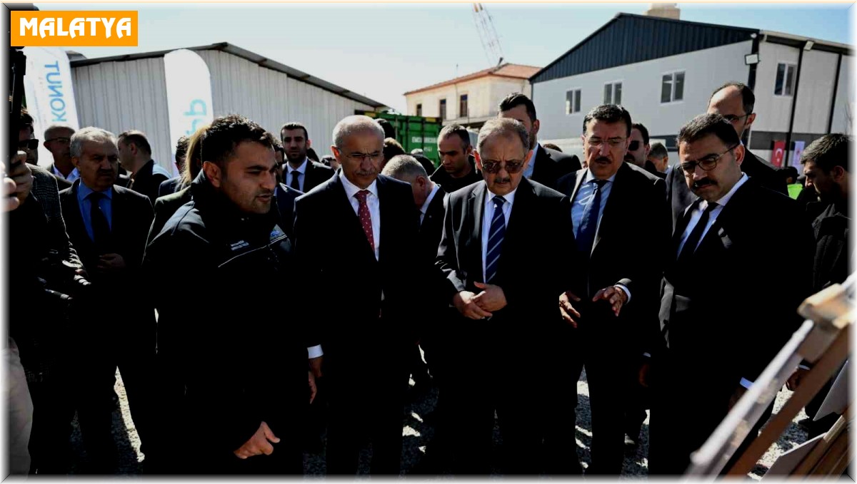 Bakan Özhaseki: "Malatya'nın çarşısı 1 seneye ayağa kalkacak"