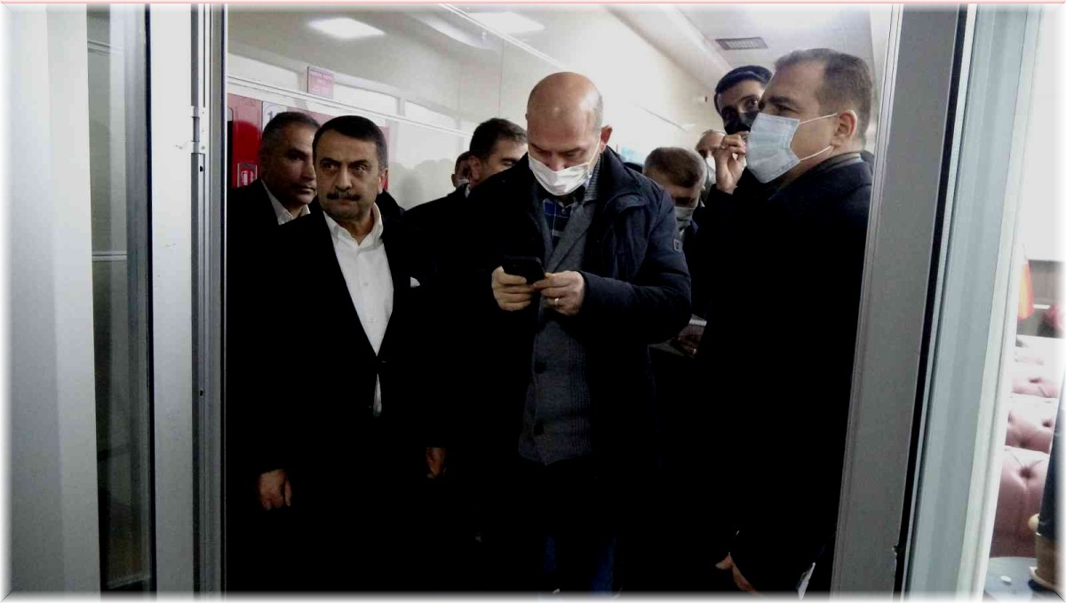 Bakan Süleyman Soylu Yüksekova'da