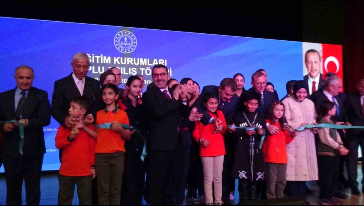 Bakan Tekin'den Kars'ta eğitim yatırımları açılışı