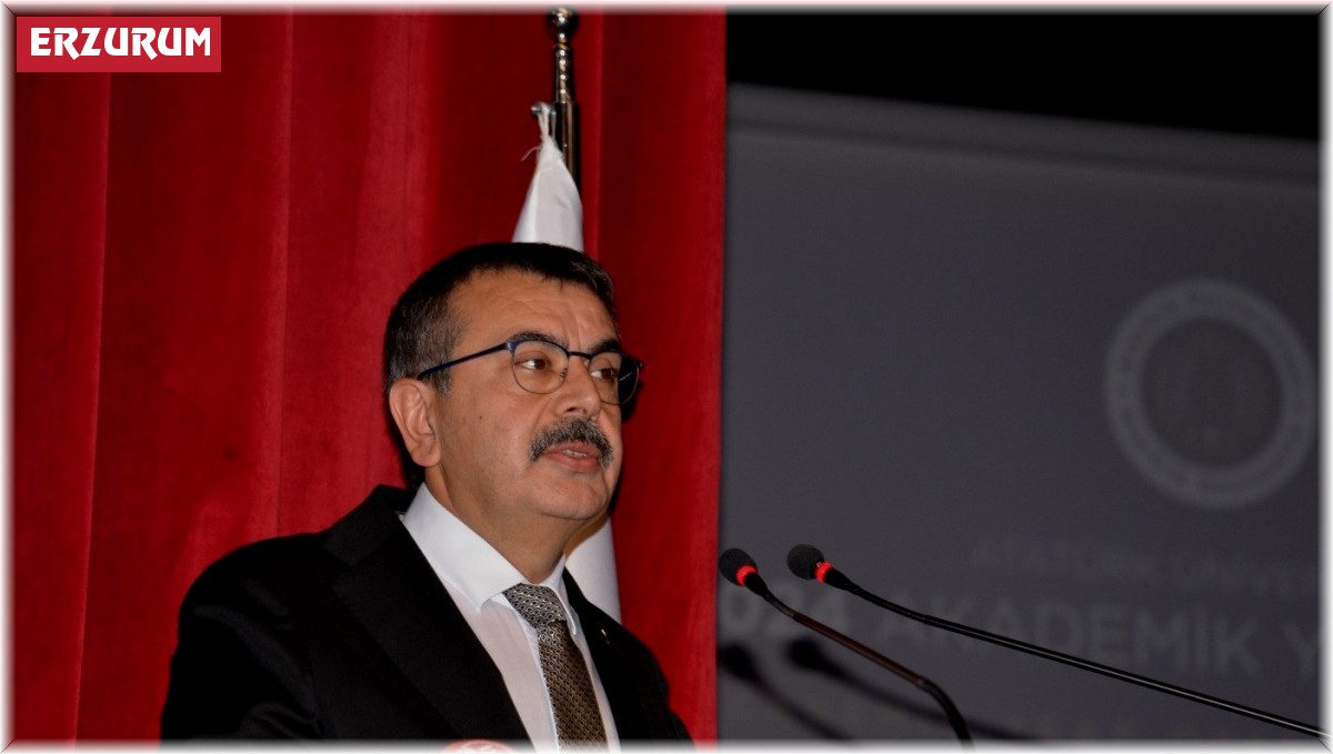 Bakan Tekin: "Üniversiteler Bakanlığın politikalarını izlemeli"