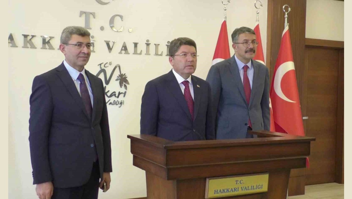 Bakan Tunç Hakkari'de