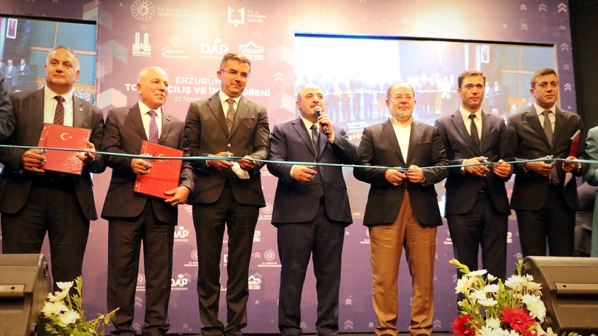 Bakan Varank, "Erzurum Toplu Açılış ve İmza Töreni"nde konuştu: (1)