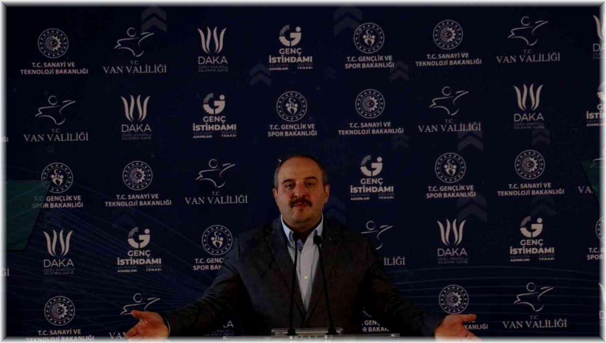 Bakan Varank: 'Kılıçdaroğlu'nun 'yapılmıyor' dediği yatırımlar Türkiye'nin dört bir yanında güneş gibi parlıyor'