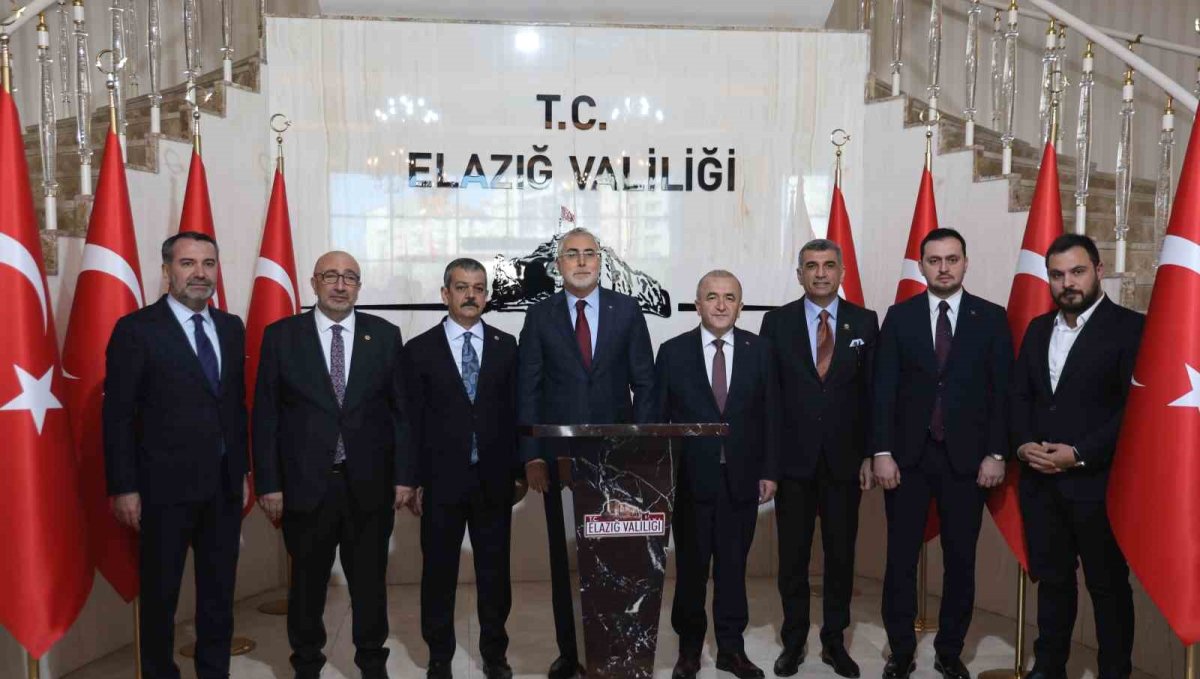 Bakan Vedat Işıkhan, Elazığ'da