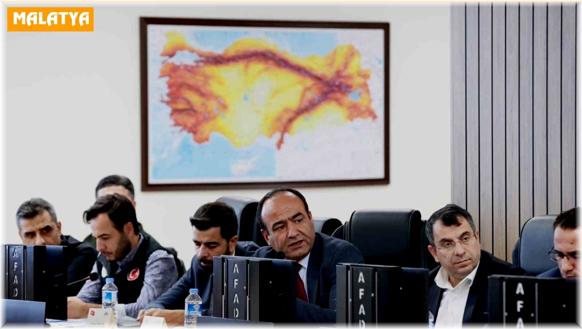 Bakan Yerlikaya: "3 İHA ile 1 insanlı keşif uçağımız çalışmalarına devam ediyor"