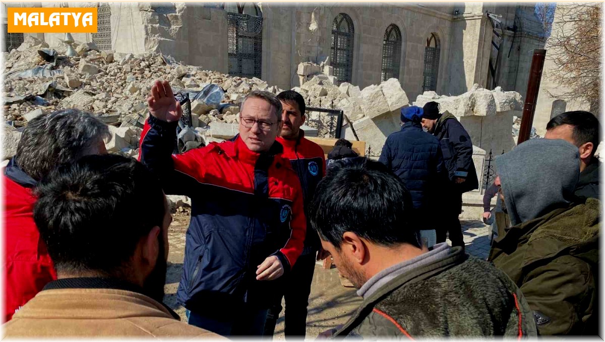 Başakşehir Belediyesi Malatya'da depremin yaralarını sarıyor