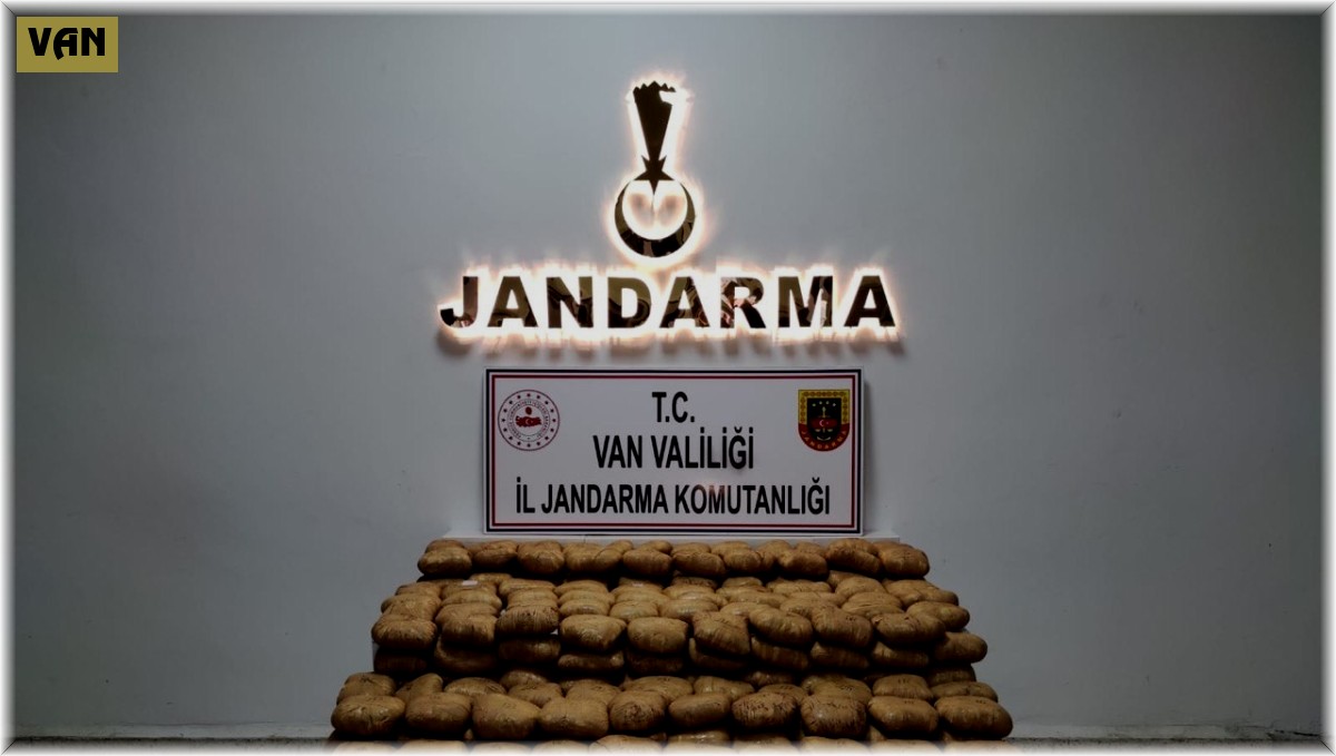 Başkale'de 200 kilo esrar ele geçirildi