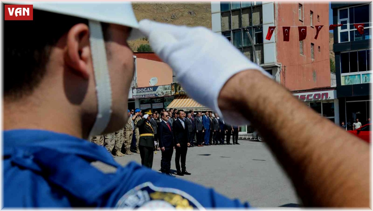 Başkale'de 30 Ağustos Zafer Bayramı kutlandı