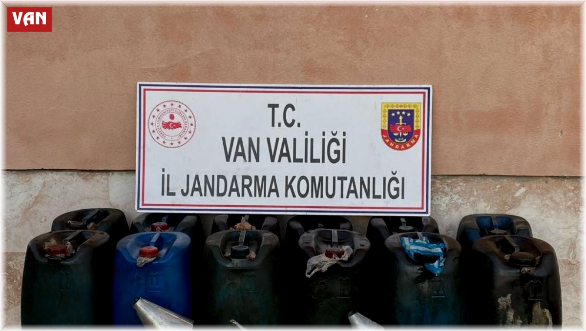 Başkale'de 800 litre kaçak akaryakıt ele geçirildi