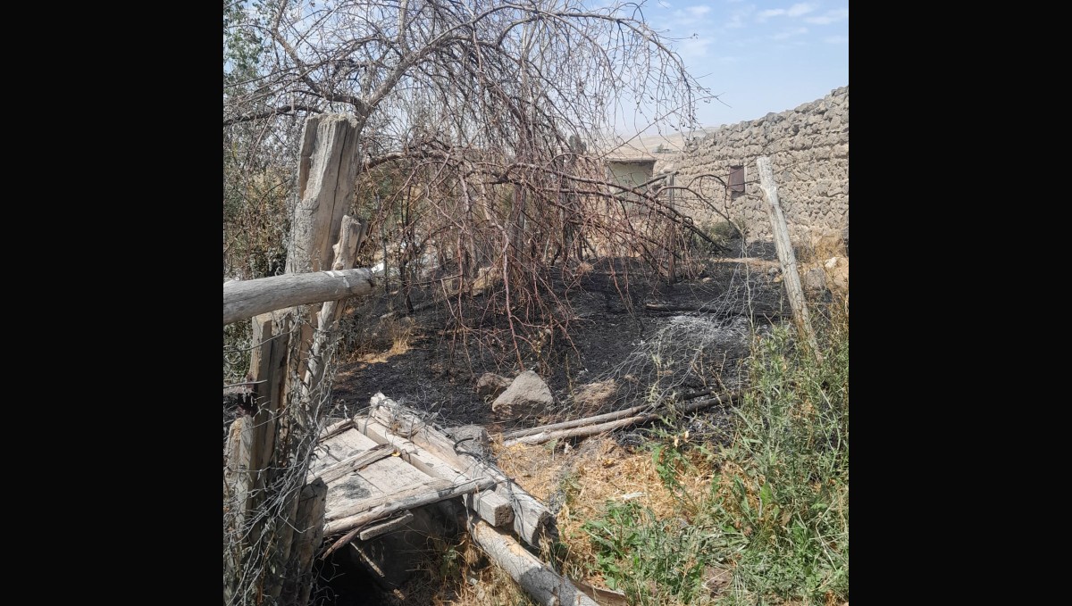 Başkale'de korkutan yangın