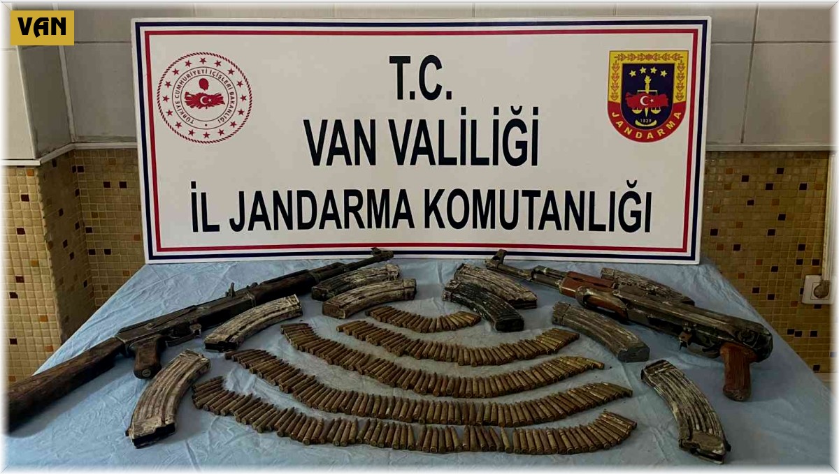 Başkale'de silah ve mühimmat ele geçirildi