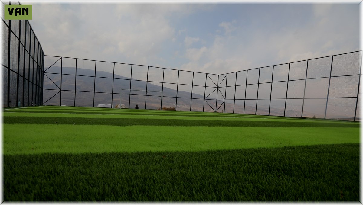 Başkale Stadı tamamlandı