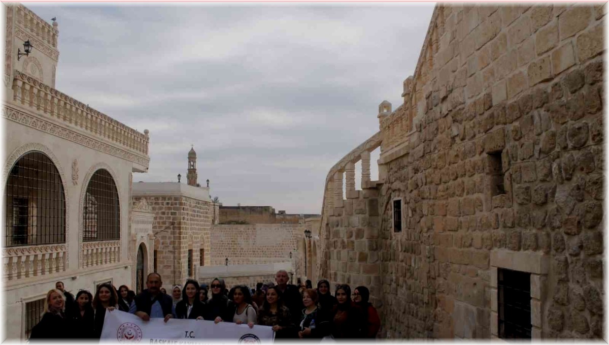 Başkaleli kadınlar Diyarbakır, Şanlıurfa ve Mardin'i gezdi