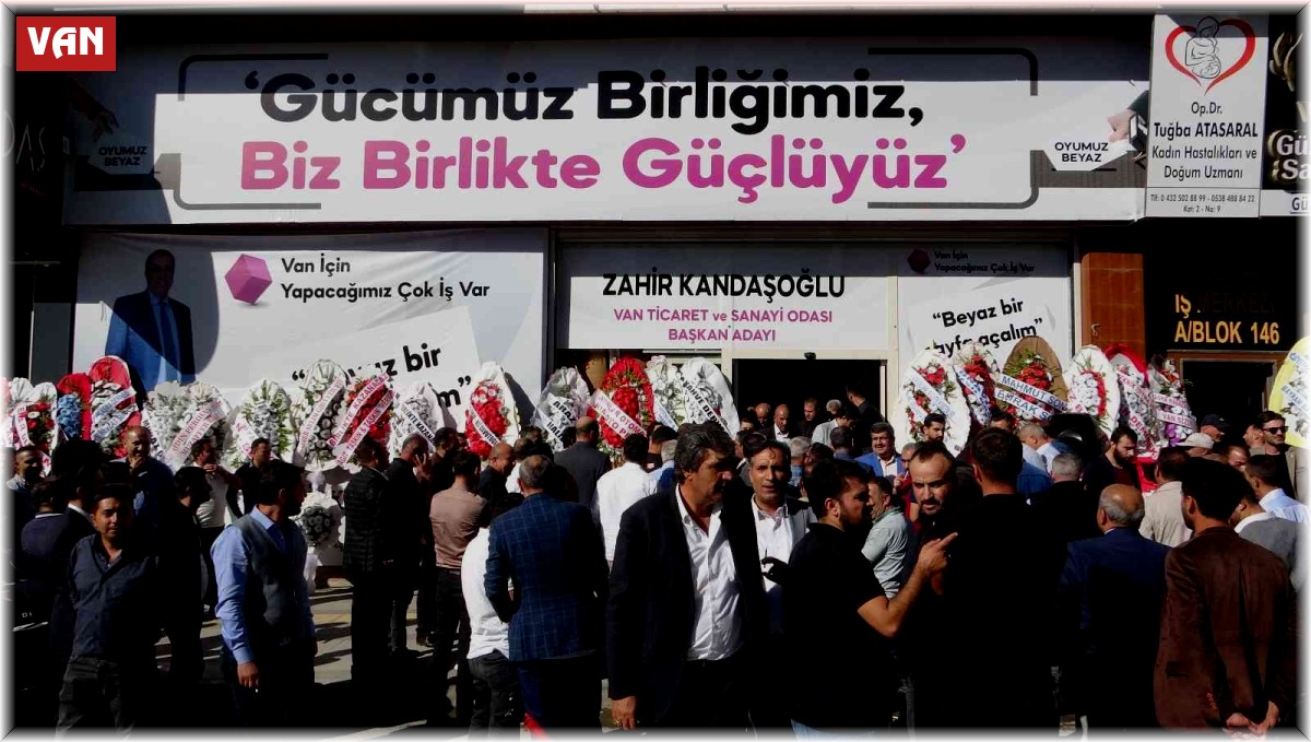 Başkan adayı Kandaşoğlu'ndan görkemli seçim ofisi açılışı