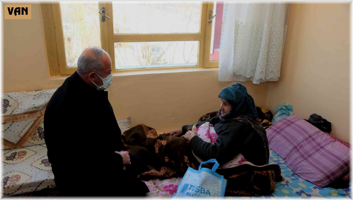 Başkan Akman'dan hasta, yaşlı, engelli ve kimsesizlere ziyaret