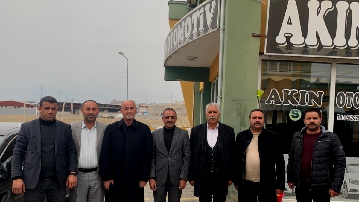 Başkan Akman'ın esnaf ziyaretleri devam ediyor