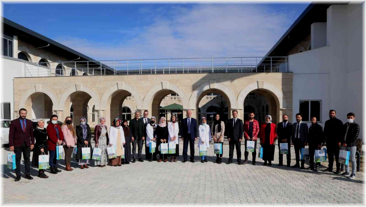 Başkan Akman kurs öğretmenleriyle buluştu