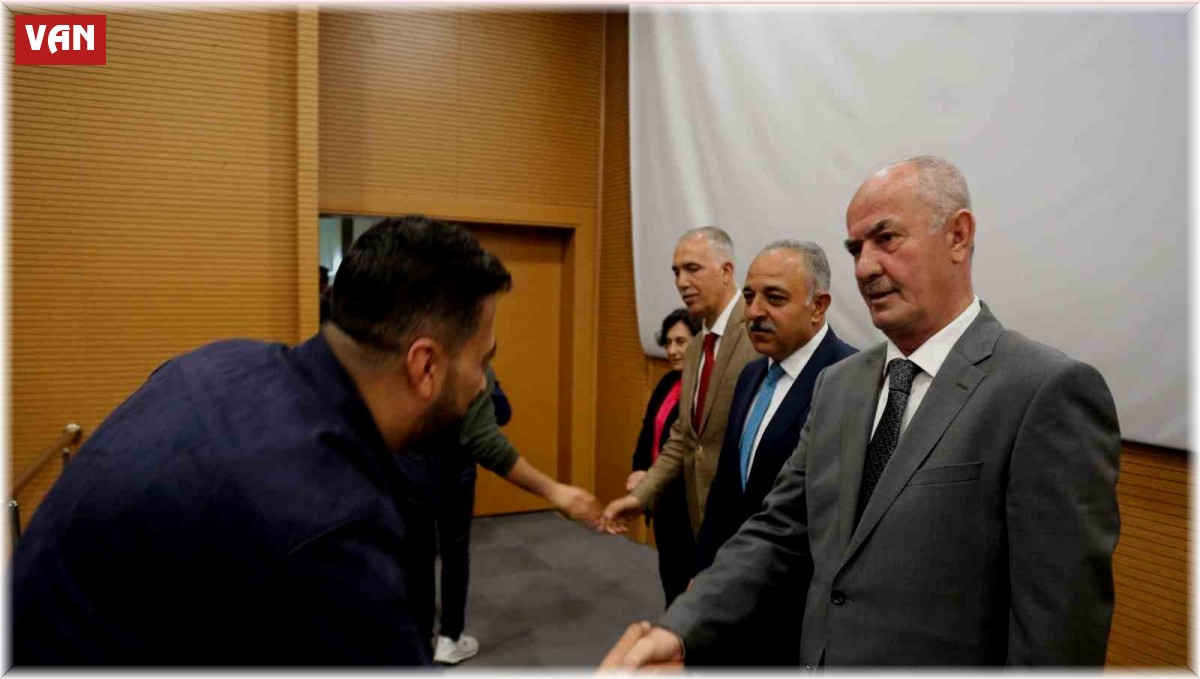 Başkan Akman mesai arkadaşları ile bayramlaştı