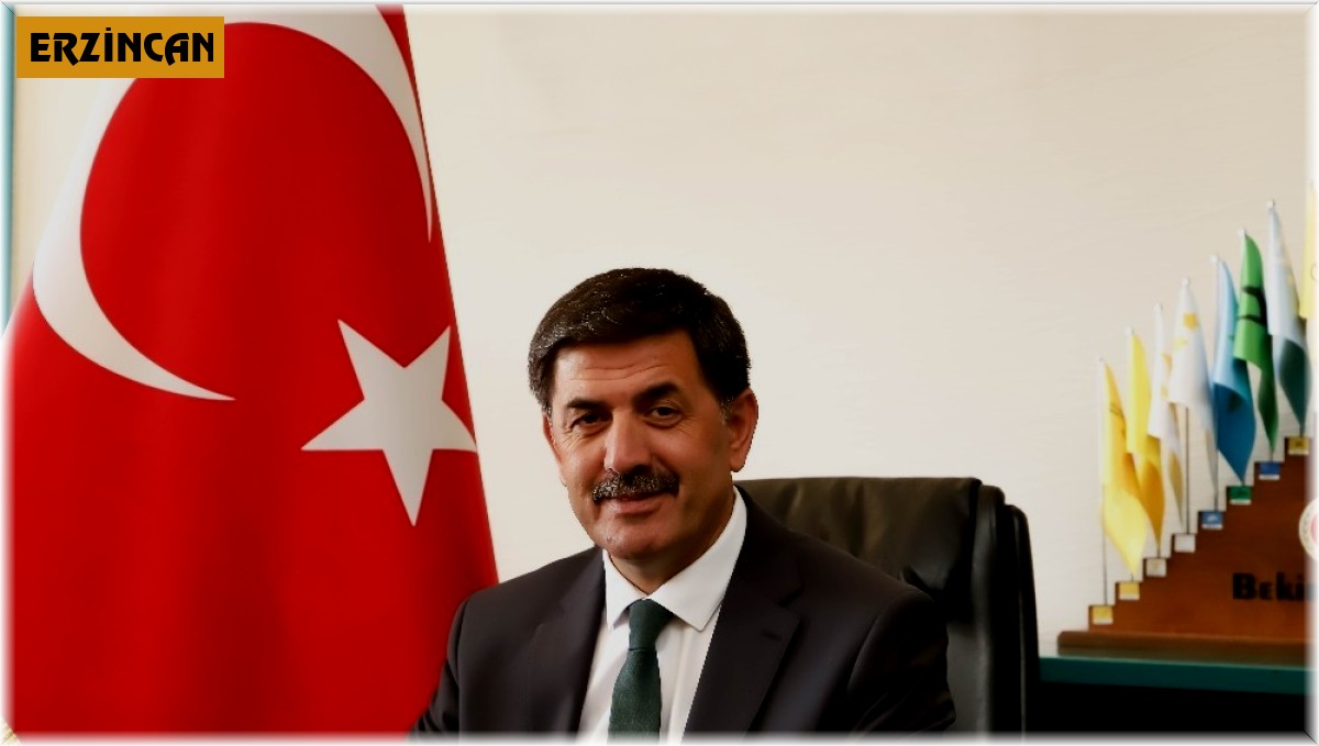 Başkan Aksun: "Basın, her zaman ve her yerde doğru, tarafsız, ilkeli haber vererek, objektif davranarak haber alma özgürlüğümüzü sağlayan en etkili araçtır"