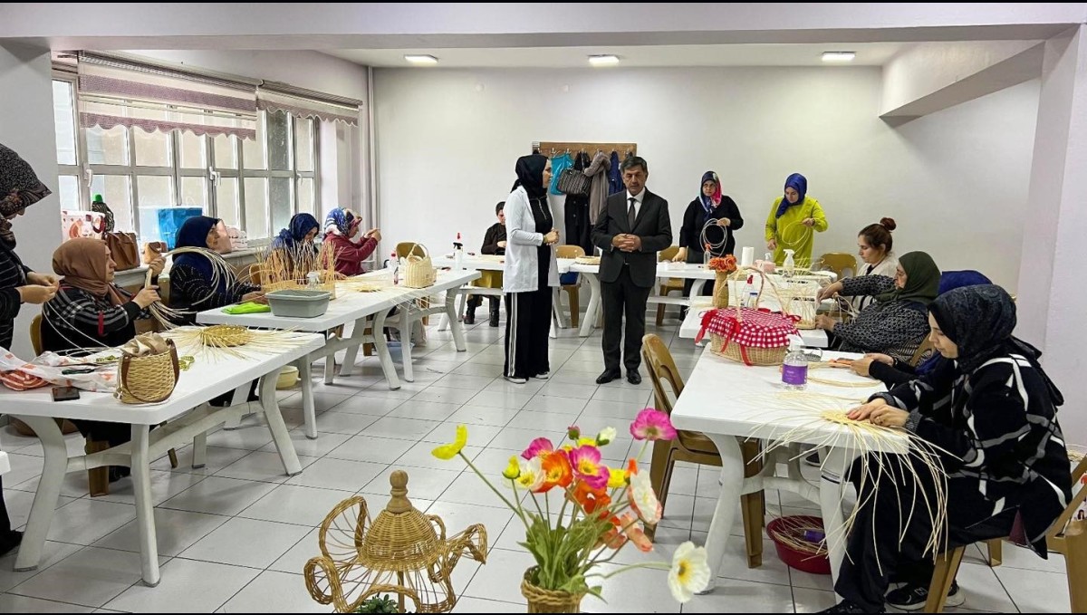 Başkan Aksun, ERMEK kurslarında incelemelerde bulundu