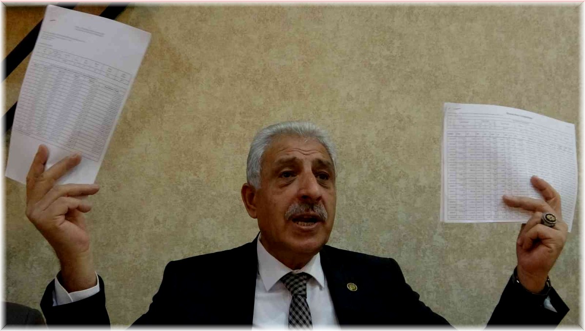 Başkan Alpaslan Van Şoförler ve Otomobilciler Odası Başkanlığına aday olduğunu açıkladı