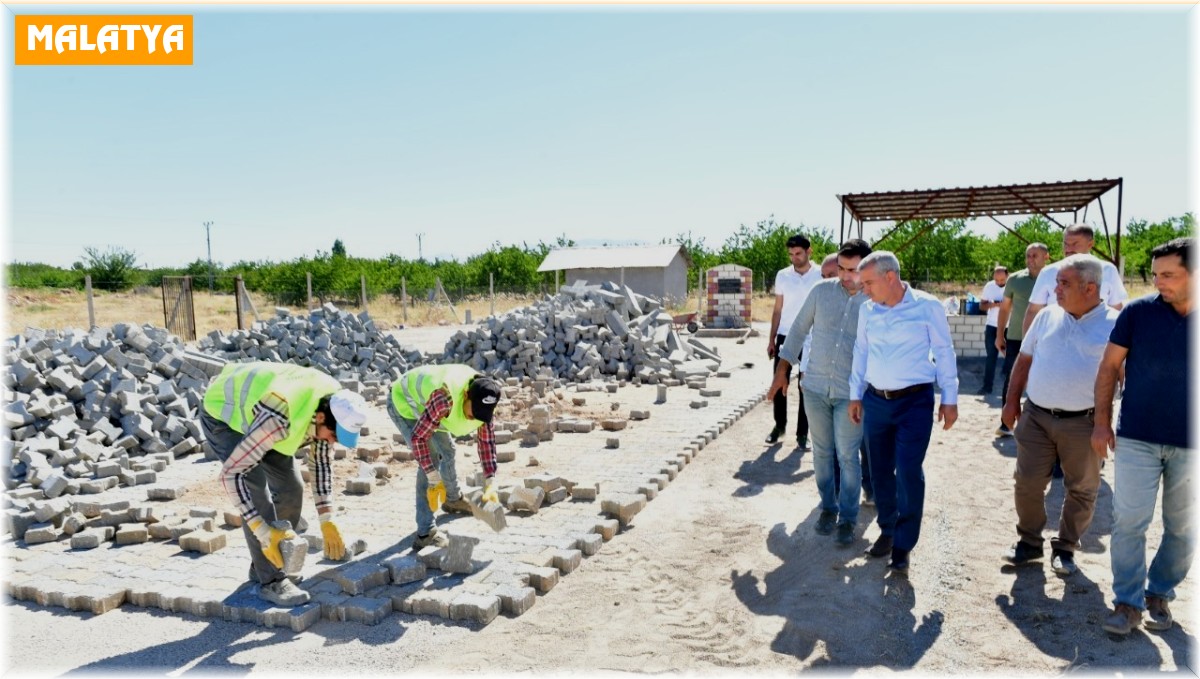 Başkan Çınar, çevre düzenleme çalışmalarını inceledi