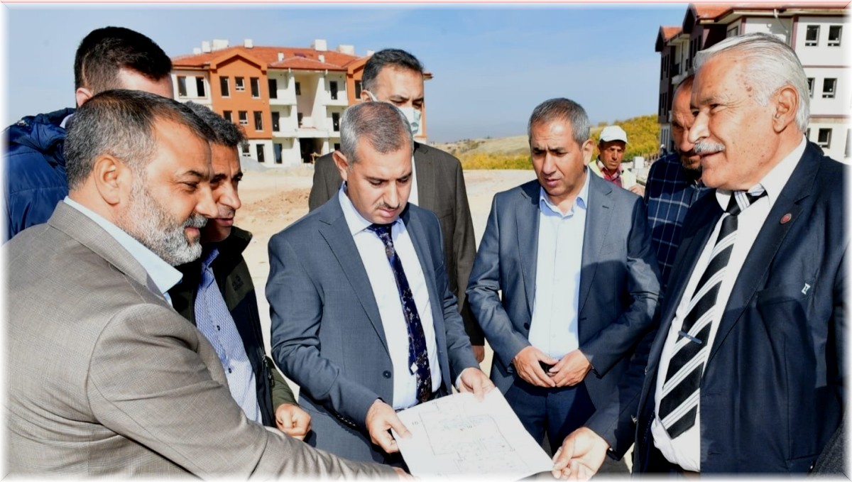 Başkan Çınar, Melekbaba Mahallesindeki projeleri inceledi