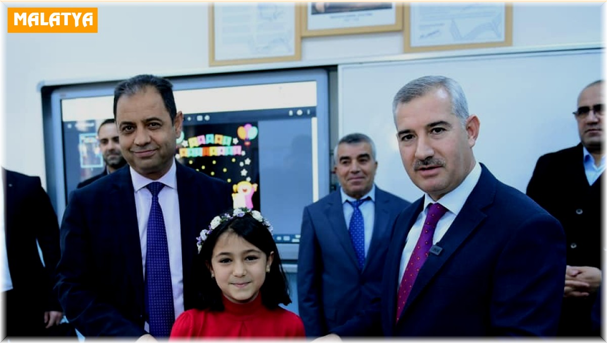 Başkan Çınar, öğrencilerin karne sevincine ortak oldu