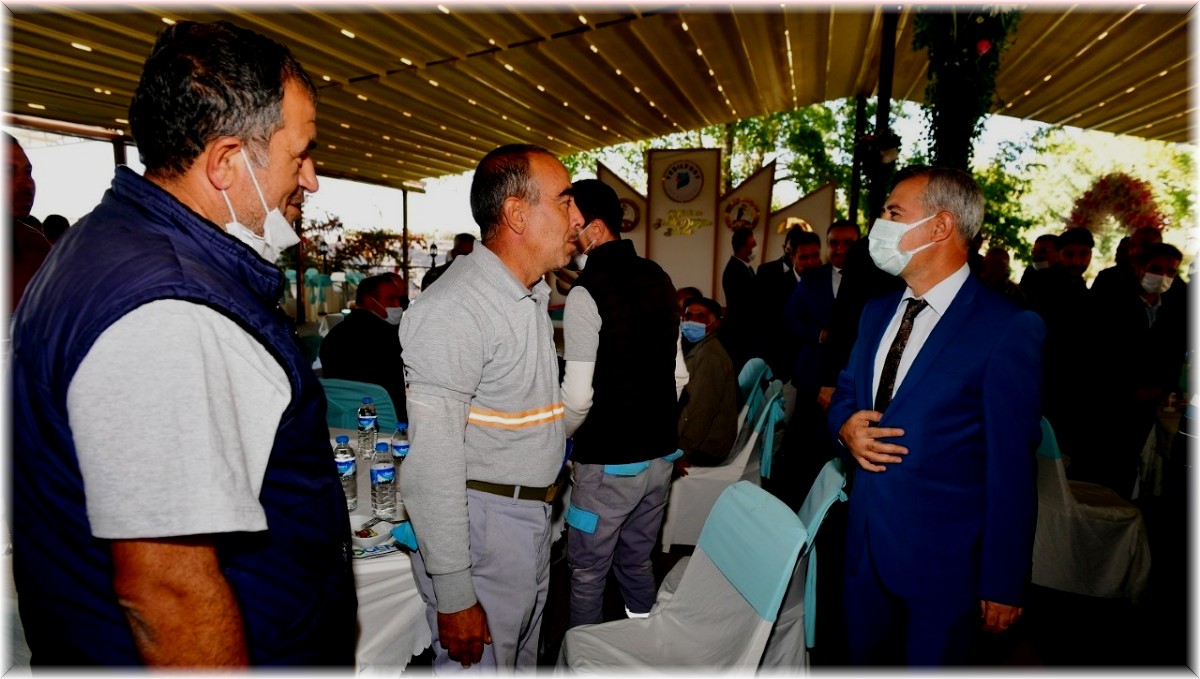 Başkan Çınar, temizlik işler müdürlüğü ekipleriyle bir araya geldi