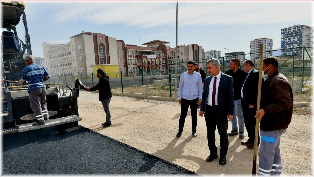 Başkan Çınar, yol yenileme hizmetlerini inceledi