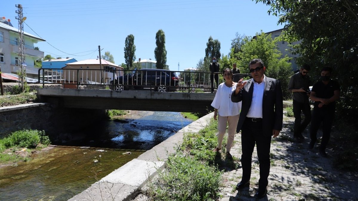 Başkan Demir sahada incelemelerde bulundu