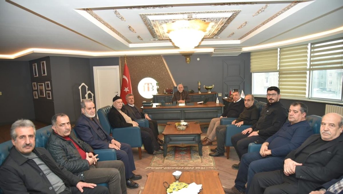 Başkan Dumandağ: "Borsalar arasında kurulacak iş birliklerinin, ülke ekonomisine uzun vadeli katkılar sağlayacağına inanıyoruz"