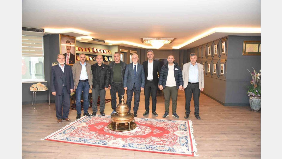 Başkan Dumandağ: "Elazığ'ın her alanda daha ileriye gitmesi için ortak akılla hareket etmeye devam edeceğiz"