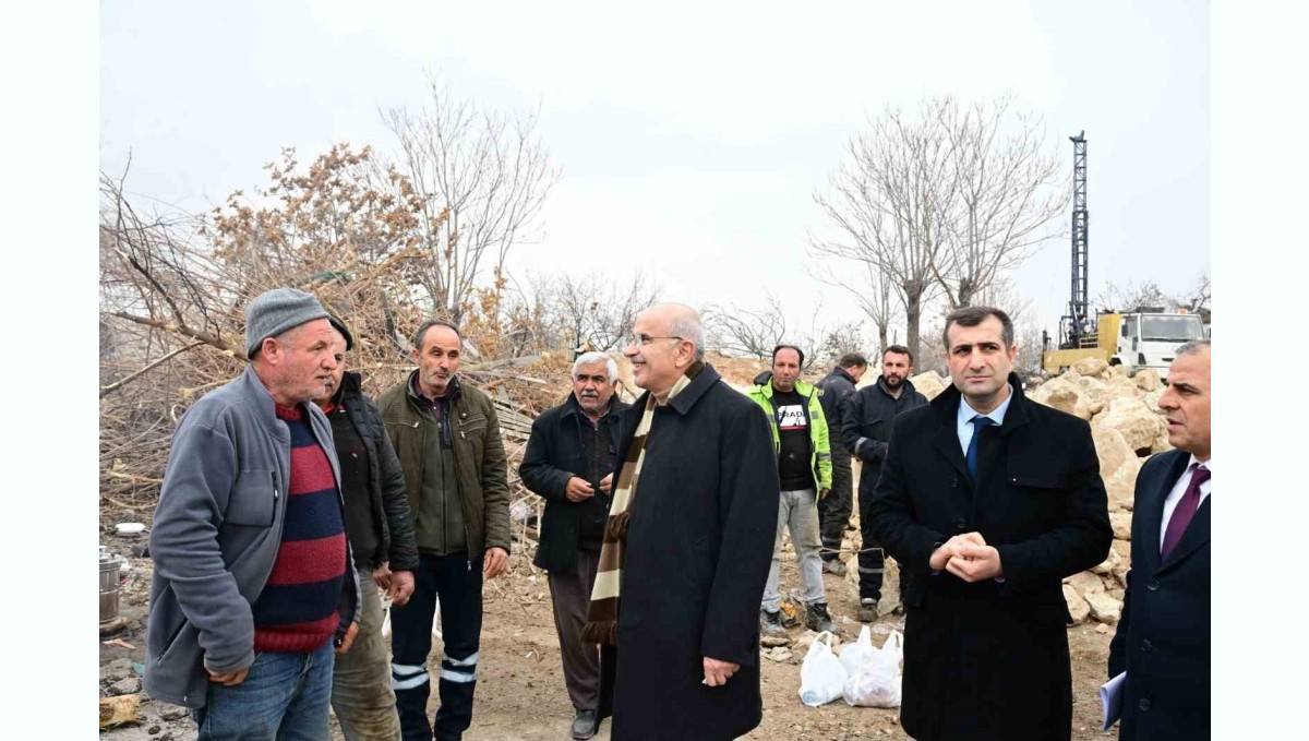 Başkan Er, Taştepe Mahallesi rezerv alanında incelemelerde bulundu