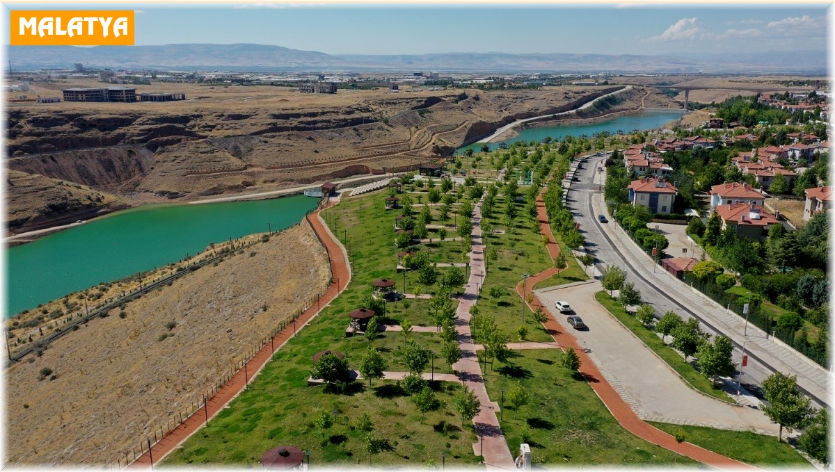 Başkan Geçit, Beylerderesi Şehir Parkındaki yenileme çalışmalarını inceledi