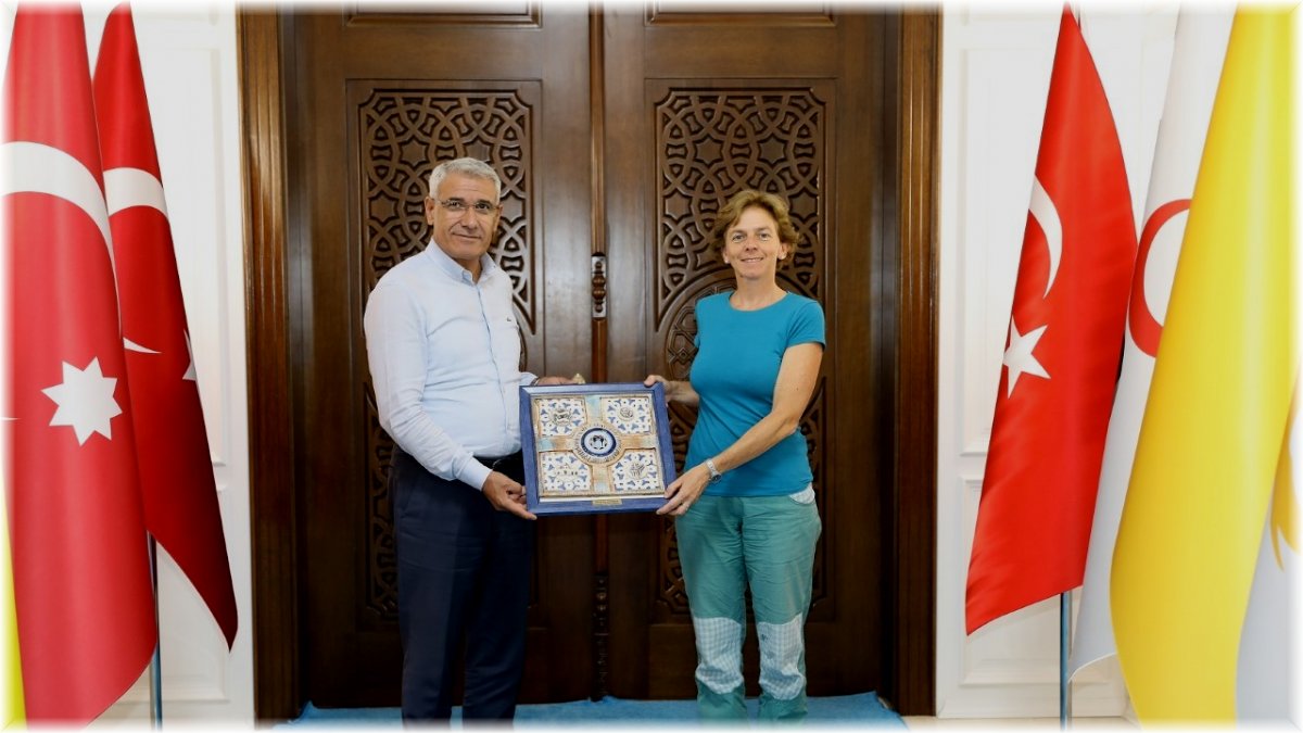 Başkan Güder, Arslantepe kazı heyeti başkanı Restelli’yi konuk etti