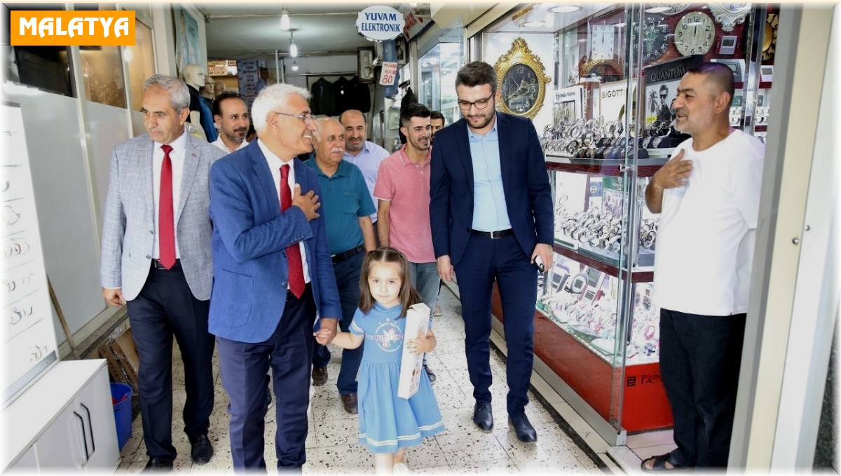 Başkan Güder, mesaiye esnaf ziyaretiyle başladı