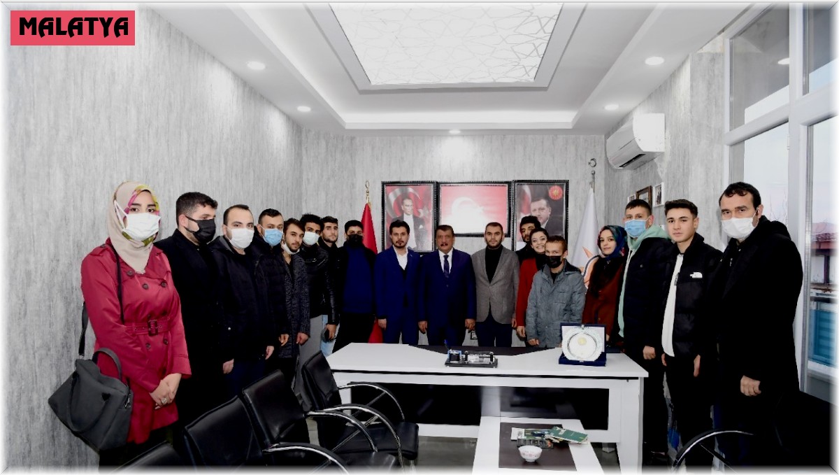 Başkan Gürkan, AK Parti Yeşilyurt İlçe Başkanlığını ziyaret etti