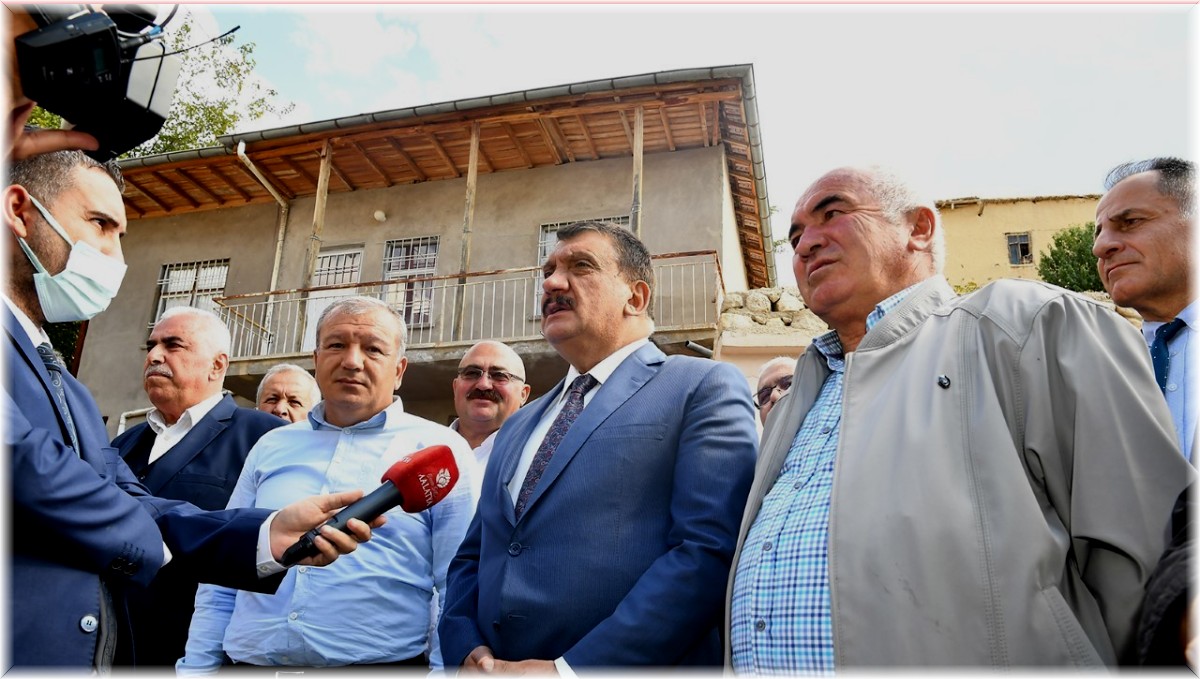 Başkan Gürkan, alt ve üst yapı çalışmalarını inceledi