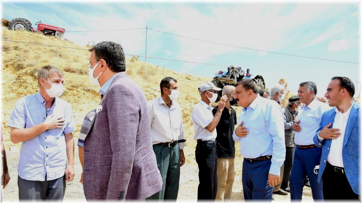 Başkan Gürkan, alt ve üst yapı çalışmalarını inceledi