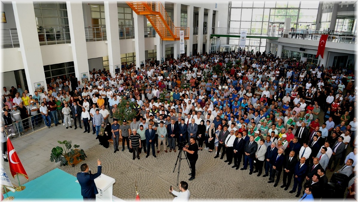 Başkan Gürkan belediye personelleri ile bir araya geldi