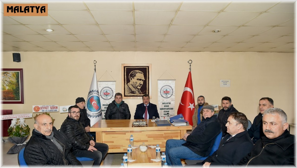 Başkan Gürkan'dan ağaç sanatkarları odasına ziyaret