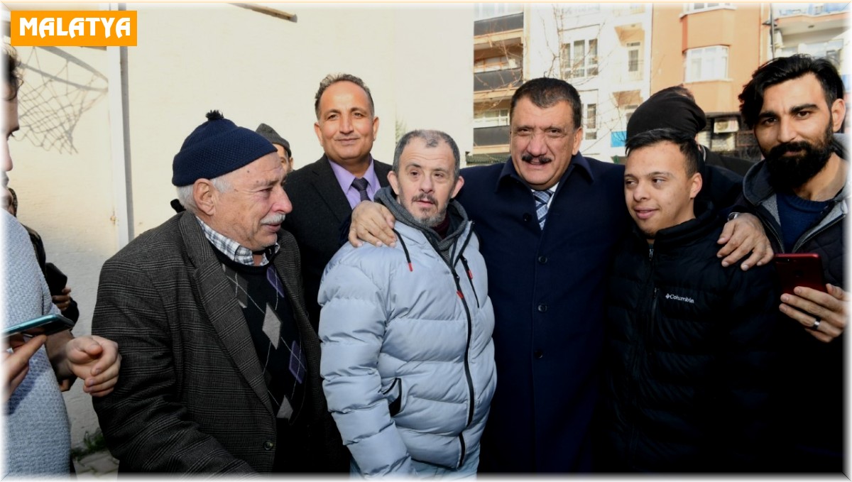 Başkan Gürkan'dan engellilere özel önem